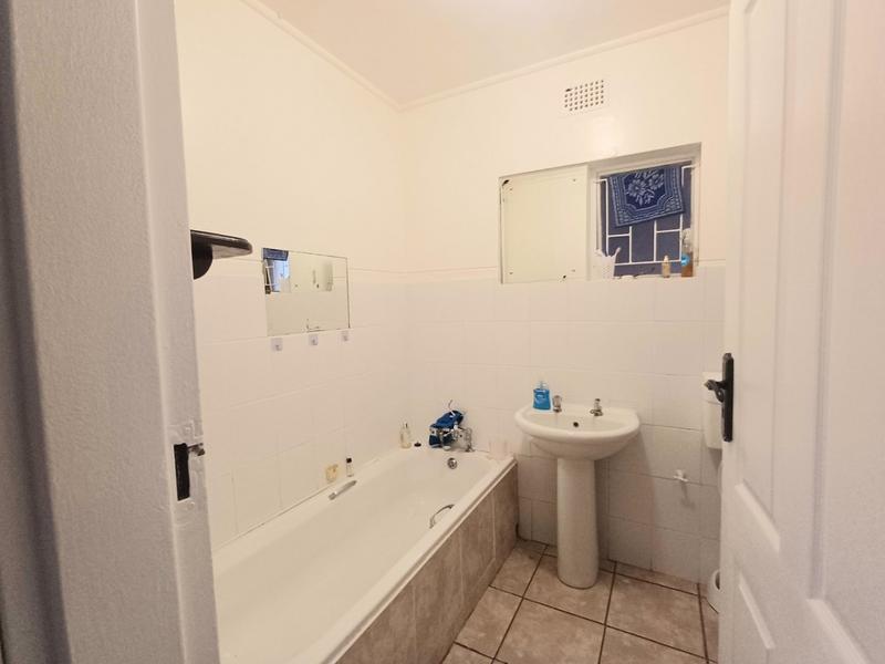 4 Bedroom Property for Sale in Da Nova Western Cape